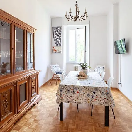 Il Melograno House Lägenhet