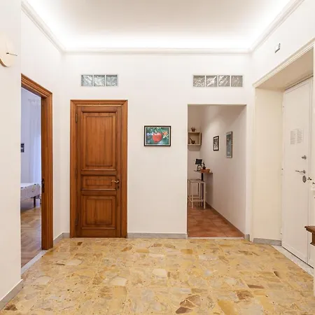 شقة Il Melograno House *