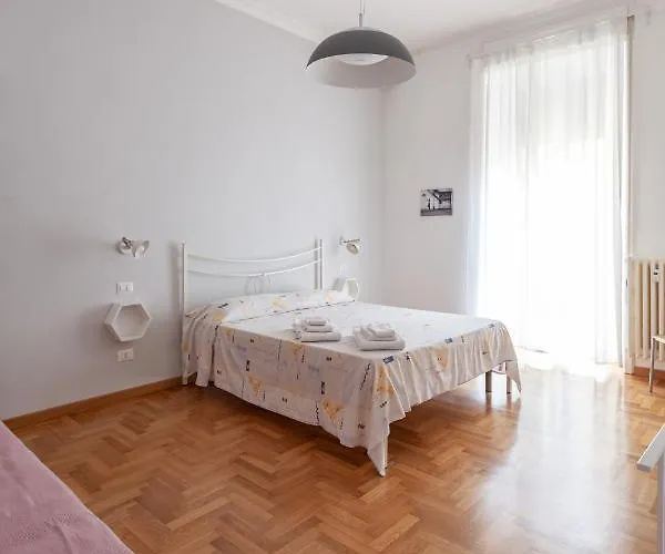 Il Melograno House Lägenhet *